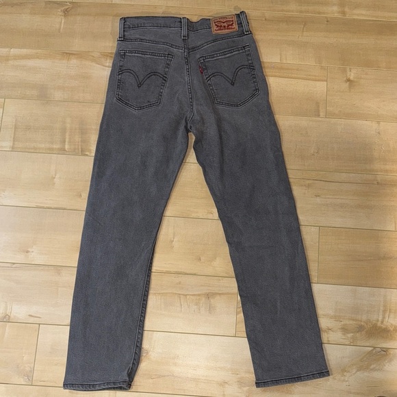 Levi's Men's Straight Fit Jeans in Charcoal - Picture 5 of 7